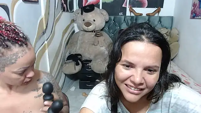 manzanahot9 online show from 07-14-26, 12:22