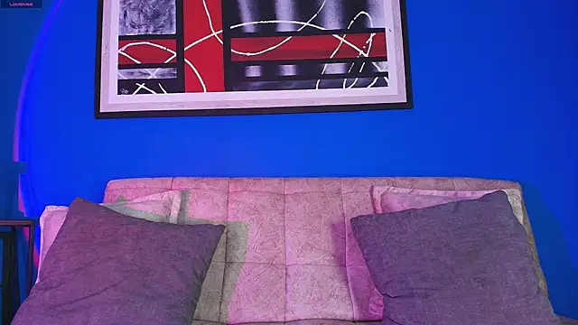 liccy hall online show from 11-14-25, 11:42