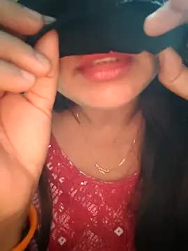 Snapshot of Aishwaryaa_69 chatting on 02-11-25, 03:29 Aishwaryaa 69 online show from 02-11-25, 03:29