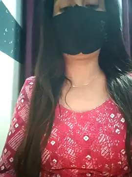 Snapshot of Aishwaryaa_69 chatting on 02-21-25, 02:06 Aishwaryaa 69 online show from 02-21-25, 02:06