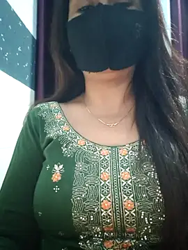 Snapshot of Aishwaryaa_69 chatting on 02-27-25, 11:41 Aishwaryaa 69 online show from 02-27-25, 11:41