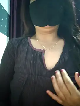 Snapshot of Aishwaryaa_69 chatting on 02-28-25, 12:42 Aishwaryaa 69 online show from 02-28-25, 12:42