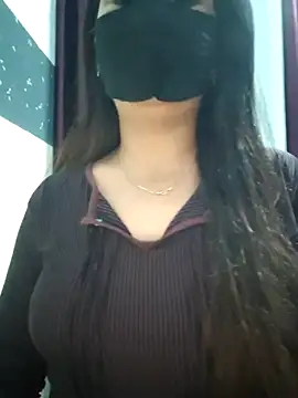 Snapshot of Aishwaryaa_69 chatting on 03-02-25, 04:17 Aishwaryaa 69 online show from 03-02-25, 04:17