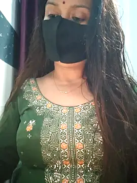 Snapshot of Aishwaryaa_69 chatting on 03-03-25, 08:38 Aishwaryaa 69 online show from 03-03-25, 08:38