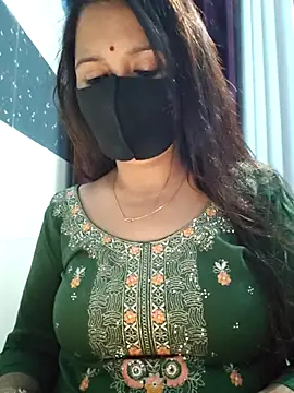 Snapshot of Aishwaryaa_69 chatting on 03-16-25, 09:05 Aishwaryaa 69 online show from 03-16-25, 09:05