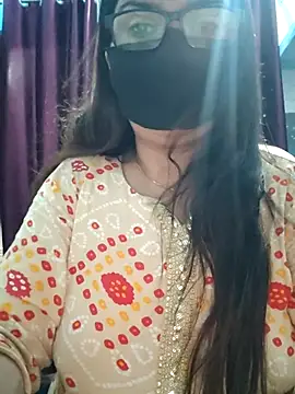 Snapshot of Aishwaryaa_69 chatting on 09-10-25, 02:55 Aishwaryaa 69 online show from 09-10-25, 02:55