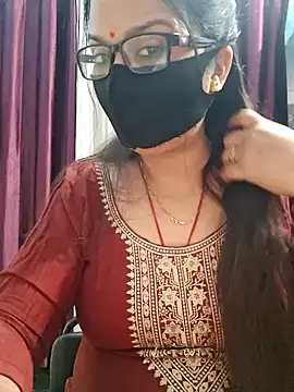 Snapshot of Aishwaryaa_69 chatting on 12-04-25, 08:34 Aishwaryaa 69 online show from 12-04-25, 08:34