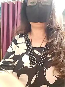 Aishwaryaa 69 online show from 06-18-26, 01:50