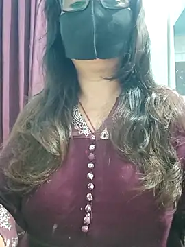 Aishwaryaa 69 online show from 07-11-26, 02:25