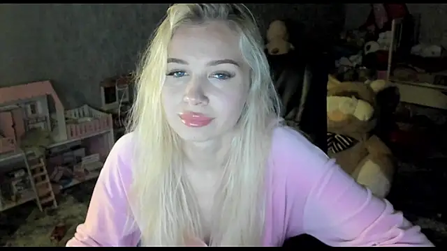  NigoNika online show from 04-25-26, 07:55