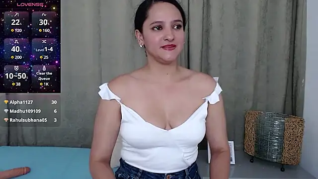 Snapshot of ms_valentina chatting on 01-13-25, 01:13 ms valentina online show from 01-13-25, 01:13