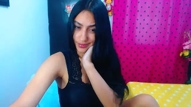 Snapshot of pleasure_and_fantasy chatting on 12-05-24, 01:36 pleasure and fantasy online show from 12-05-24, 01:36