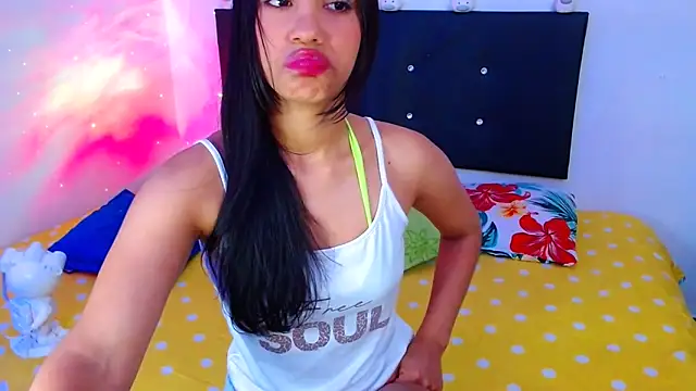 Snapshot of pleasure_and_fantasy chatting on 02-18-25, 02:06 pleasure and fantasy online show from 02-18-25, 02:06