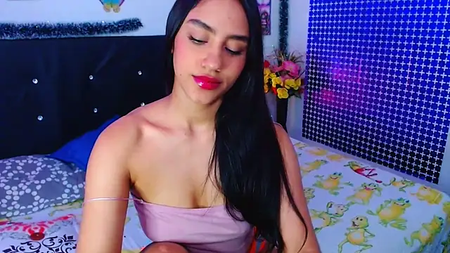 Snapshot of pleasure_and_fantasy chatting on 03-21-25, 06:51 pleasure and fantasy online show from 03-21-25, 06:51