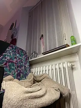 giuli zerozero online show from 01-16-25, 05:33