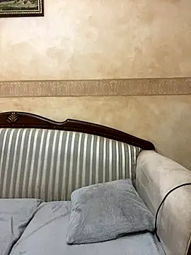 Snapshot of Lanaa19 chatting on 10-24-25, 12:23 Lanaa19 online show from 10-24-25, 12:23