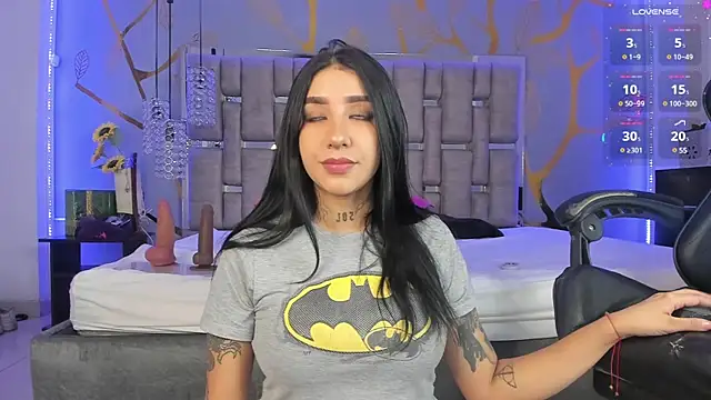 Snapshot of Leiaa_ chatting on 01-13-25, 12:30 Leiaa  online show from 01-13-25, 12:30