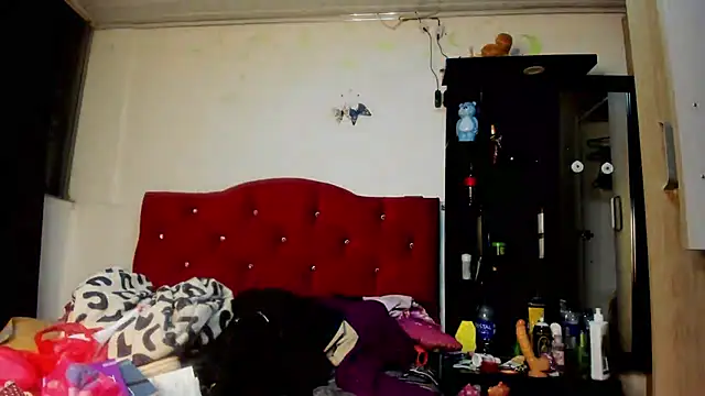 Sweet-Suck69 online show from 11-30-25, 11:20