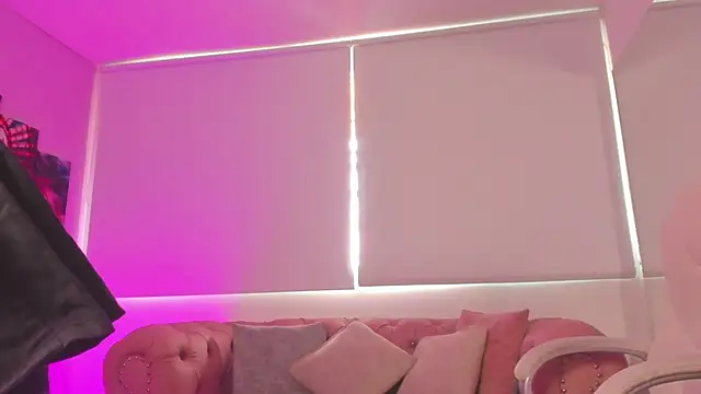 Giia paiige18 online show from 12-07-24, 08:05