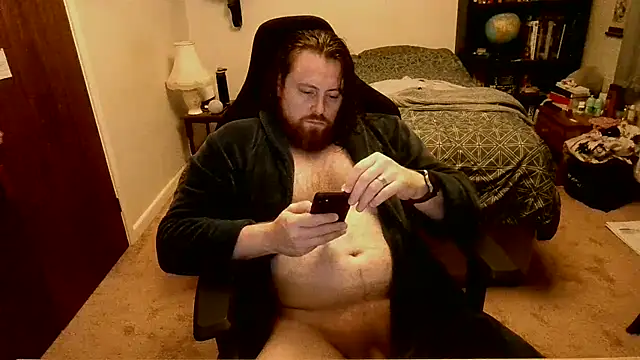 Snapshot of Hairy_Guy30 chatting on 09-17-25, 10:11 Hairy Guy30 online show from 09-17-25, 10:11