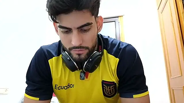 Snapshot of Jackyrose chatting on 12-04-24, 11:02 Jackyrose online show from 12-04-24, 11:02