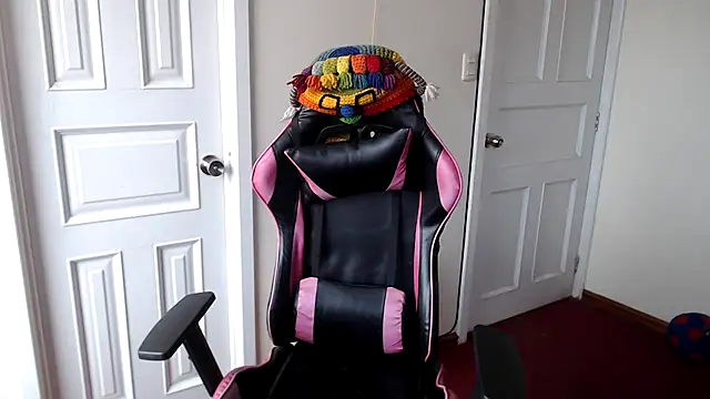 Snapshot of Jackyrose chatting on 09-18-25, 08:11 Jackyrose online show from 09-18-25, 08:11