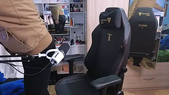 MemiKouki online show from 01-09-25, 04:49