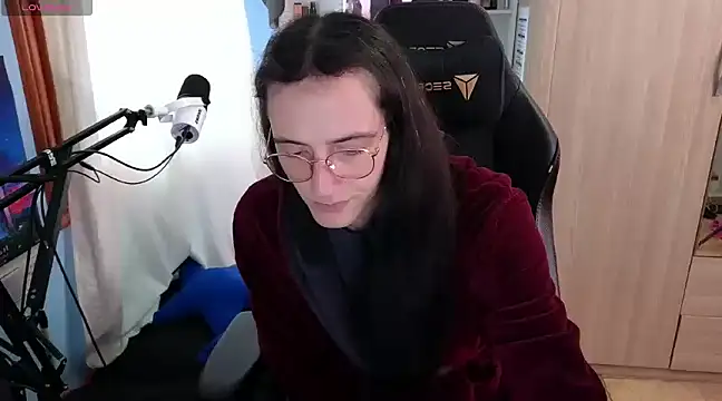 MemiKouki online show from 02-01-25, 01:09