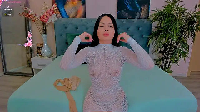 MichelleReys online show from 02-06-25, 08:56