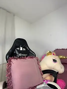 Miaa love6969 online show from 04-21-26, 11:51