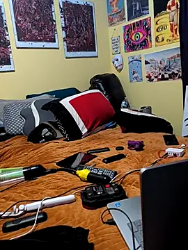 Mic Oxinner online show from 04-28-26, 03:44