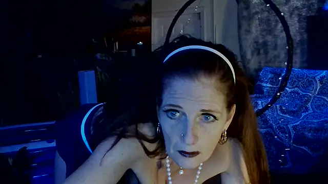 Snapshot of Avaivory chatting on 02-06-25, 03:41 Avaivory online show from 02-06-25, 03:41