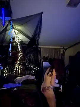 Snapshot of Avaivory chatting on 03-17-25, 05:45 Avaivory online show from 03-17-25, 05:45