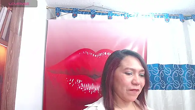 Snapshot of dannamomcerrat chatting on 11-07-25, 11:49 dannamomcerrat online show from 11-07-25, 11:49