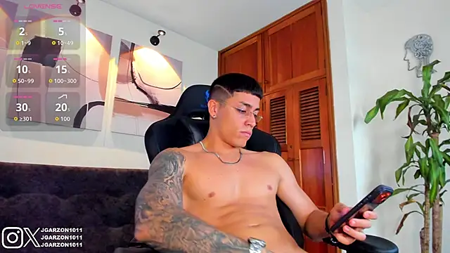 Snapshot of _joansoto chatting on 01-05-26, 05:27 joansoto online show from 01-05-26, 05:27