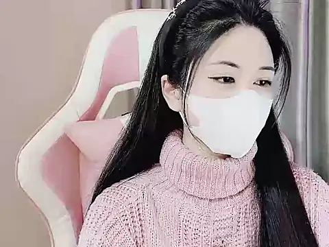 Snapshot of _Lygn__ chatting on 01-29-25, 05:24 Lygn online show from 01-29-25, 05:24