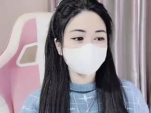 Snapshot of _Lygn__ chatting on 02-09-25, 10:20 Lygn online show from 02-09-25, 10:20