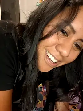 Snapshot of KasiaVenus_ chatting on 02-07-25, 02:40 KasiaVenus  online show from 02-07-25, 02:40