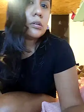 Snapshot of KasiaVenus_ chatting on 03-07-25, 03:08 KasiaVenus  online show from 03-07-25, 03:08