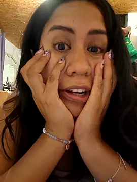 Snapshot of KasiaVenus_ chatting on 10-18-25, 03:53 KasiaVenus  online show from 10-18-25, 03:53