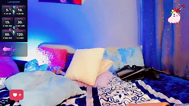 Snapshot of Alexa_Chanell_Oficial chatting on 03-15-25, 06:58 Alexa Chanell Oficial online show from 03-15-25, 06:58