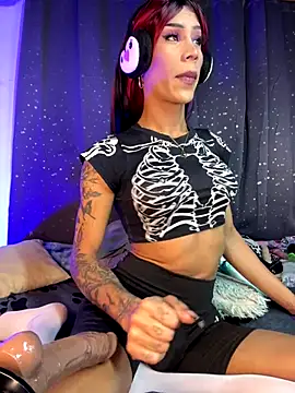 Snapshot of Alexa_Chanell_Oficial chatting on 09-10-25, 11:38 Alexa Chanell Oficial online show from 09-10-25, 11:38