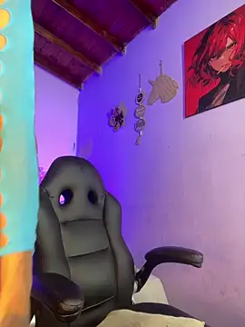 Snapshot of Alexa_Chanell_Oficial chatting on 11-09-25, 04:33 Alexa Chanell Oficial online show from 11-09-25, 04:33