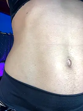 Snapshot of Alexa_Chanell_Oficial chatting on 11-18-25, 08:52 Alexa Chanell Oficial online show from 11-18-25, 08:52