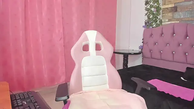 elizabeth mature23 online show from 12-02-24, 01:46