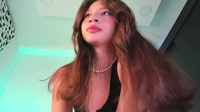 Snapshot of yourf4vpawg chatting on 03-08-26, 06:06 yourf4vpawg online show from 03-08-26, 06:06