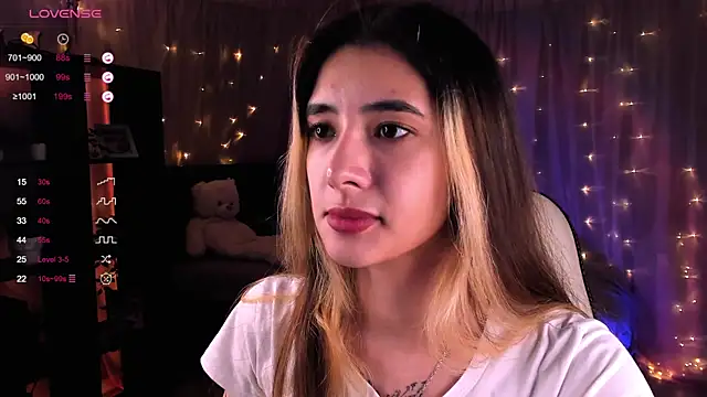 DarlaLike online show from 12-15-24, 07:13