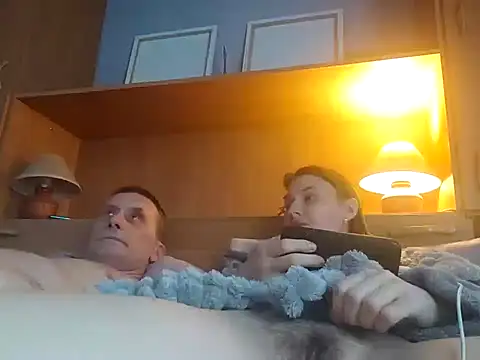 Snapshot of Viause_Kentauelle chatting on 12-21-24, 09:23 Viause Kentauelle online show from 12-21-24, 09:23