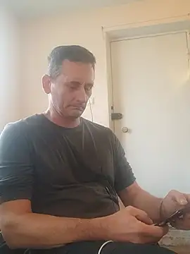 Snapshot of Viause_Kentauelle chatting on 02-21-25, 01:55 Viause Kentauelle online show from 02-21-25, 01:55