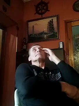 Snapshot of Viause_Kentauelle chatting on 12-20-25, 11:06 Viause Kentauelle online show from 12-20-25, 11:06